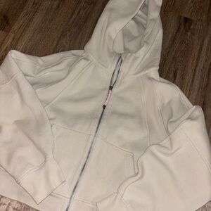 Lululemon Cropped Scuba beige